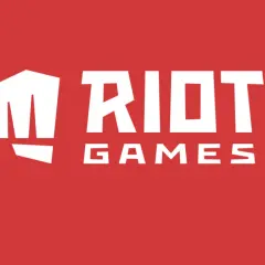 Białe logo Riot Games na czerwonym tle. Czyżby zapowiedź nowego **riot mmo**?