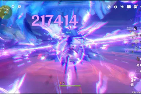 Genshin Raiden zadaje potężny cios, zadając 217414 obrażeń. Wokół niej wiruje fioletowa energia.