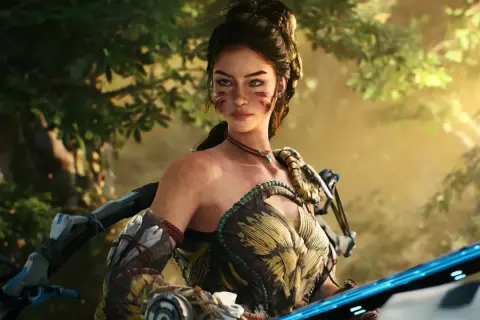Aloy z Horizon Steel Frontiers, z łukiem w dłoni, w słonecznym lesie.
