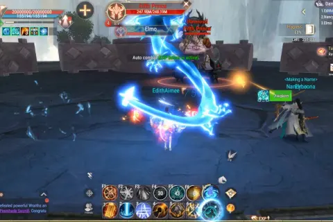 W grze mobilnej "perfect world mobile" gracze walczą z potężnymi przeciwnikami, używając magicznych umiejętności.
