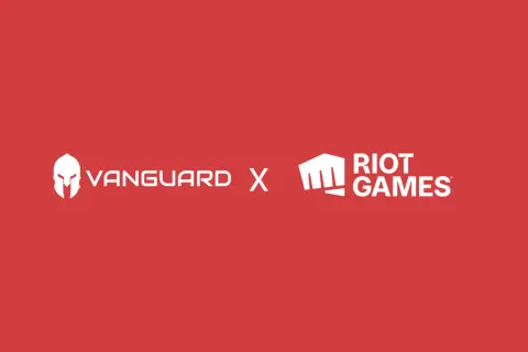Logo Vanguard i Riot Games na czerwonym tle. Vanguard, symbolizujący siłę i ochronę, łączy siły z Riot Games, tworząc zgrany zespół.