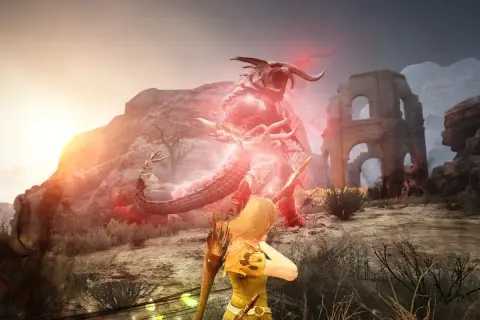 Łuczniczka walczy z potworem w świecie gry Black Desert, który można pobrać za darmo.