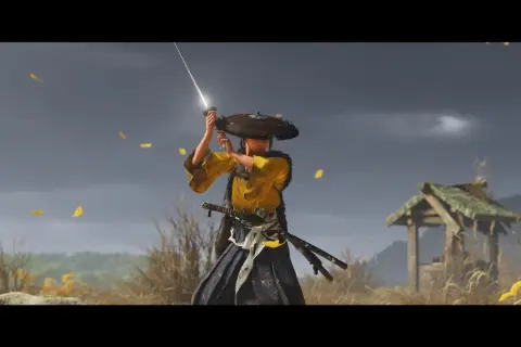 Samuraj w żółtej szacie z kataną w dłoni, gotowy do walki. Idealny kadr z najlepszych gier samurai.