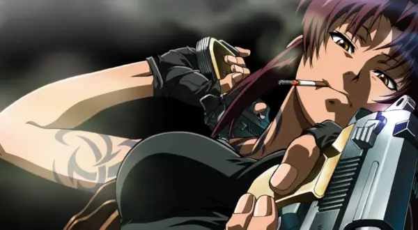 Revy z anime Black Lagoon z papierosem w ustach i pistoletami w dłoniach.
