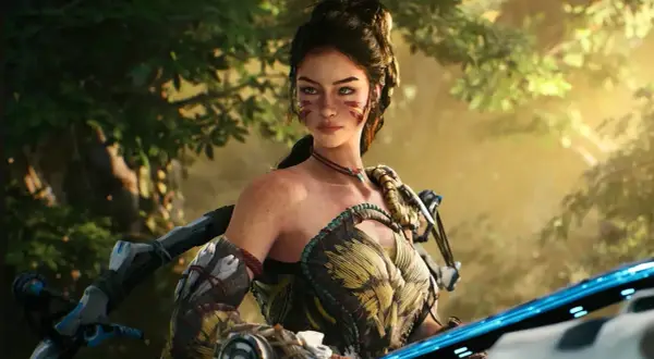 Aloy z Horizon Steel Frontiers, z łukiem w dłoni, w słonecznym lesie.