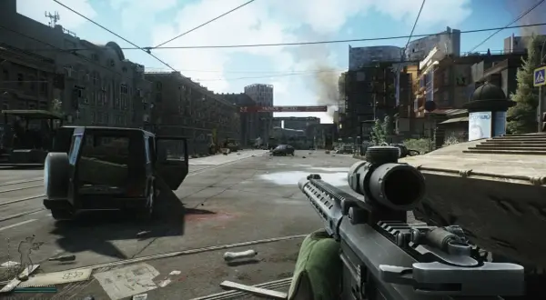 Widok z perspektywy gracza na zniszczone miasto, z otwartymi drzwiami czarnego SUV-a i widoczną bronią. Czas na nowy tarkov wipe!