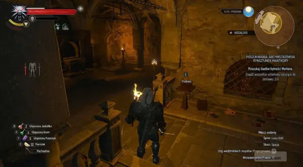 Wiedźmin w zbroi z zestawu **Witcher 3 Manticore Armor** eksploruje mroczne, kamienne pomieszczenie.