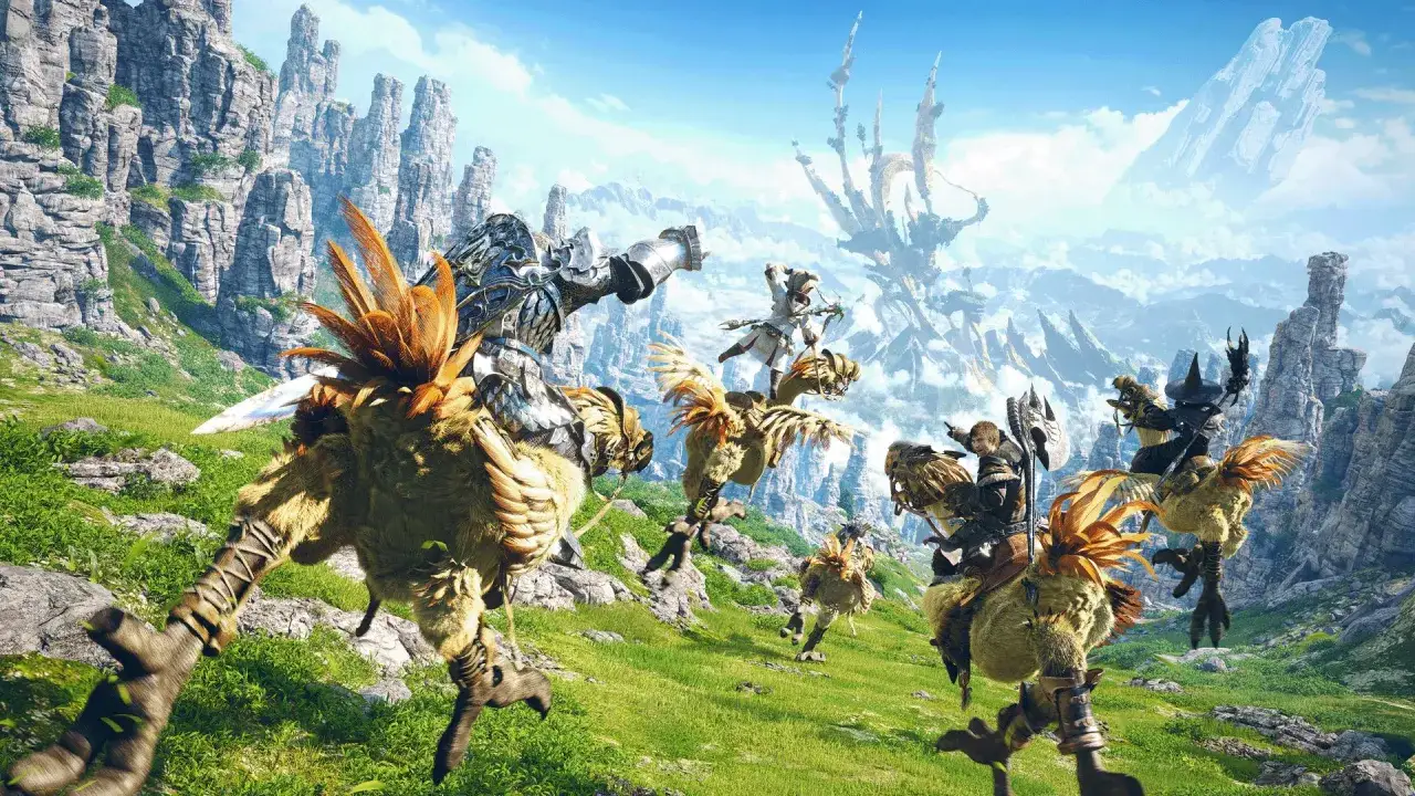 Wspaniała przygoda w świecie Final Fantasy MMO. Gracze na Chocobach pędzą przez zielone wzgórza ku majestatycznemu zamkowi w oddali.