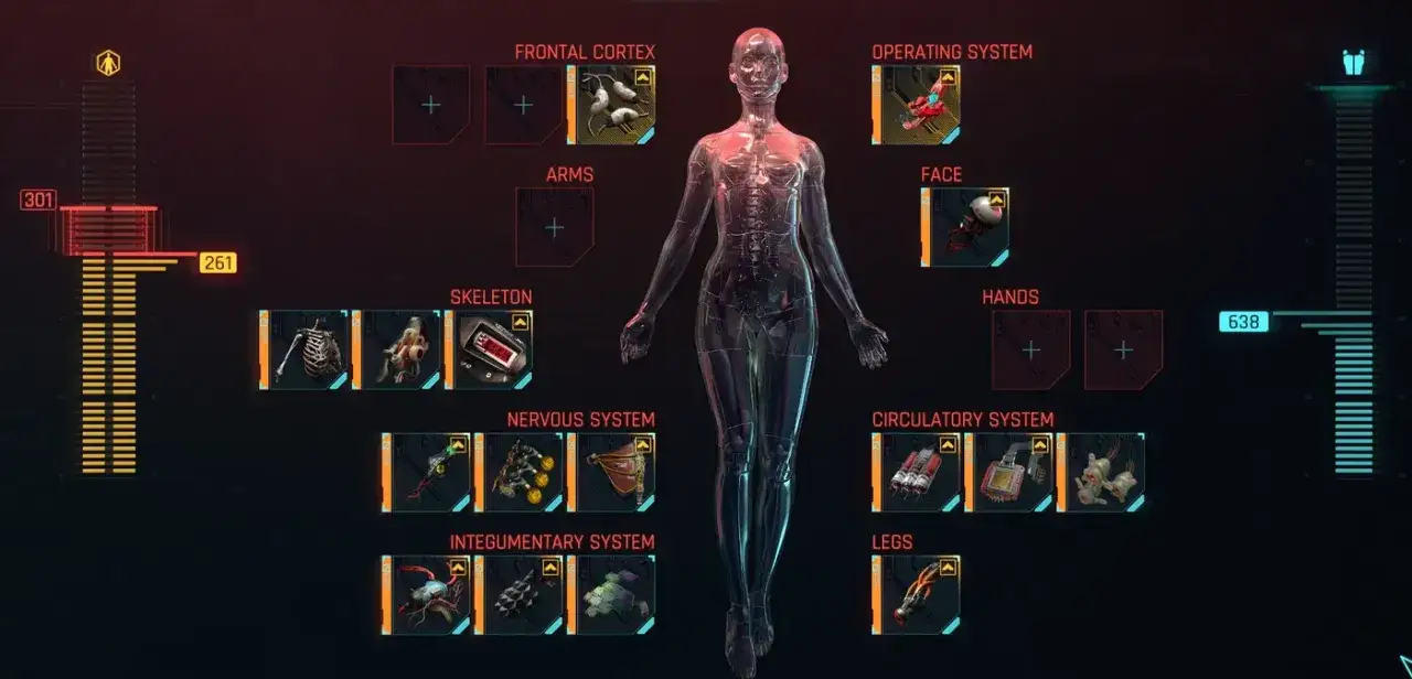 Interfejs gry Cyberpunk 2077 z widokiem na cybernetyczne implanty ciała: systemy, kończyny i organy.