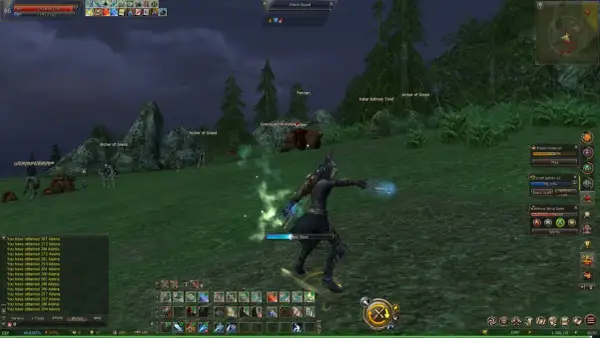 Postać w grze Lineage 2 Essence walczy z potworami na zielonej polanie. W tle widać drzewa i góry.