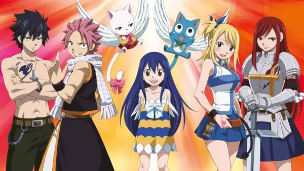 Postacie z anime Fairy Tail: Gray, Natsu, Wendy, Lucy, Erza oraz latające koty Happy i Carla.